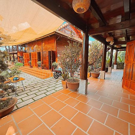 Kara Homestay & Cafe Кантхо Екстер'єр фото