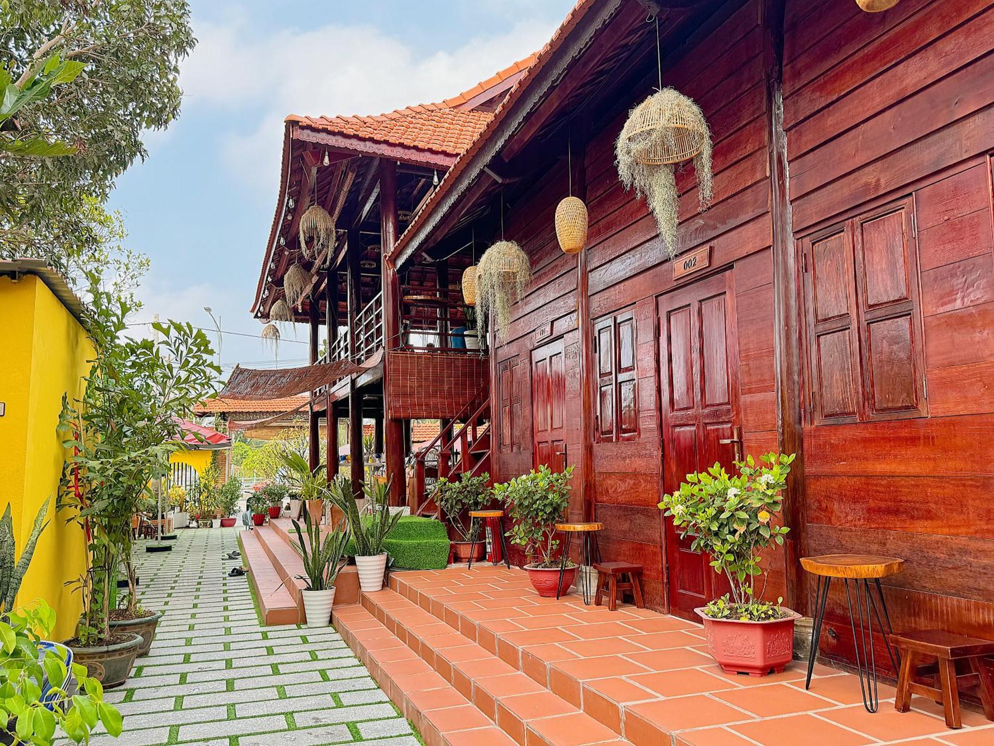 Kara Homestay & Cafe Кантхо Екстер'єр фото